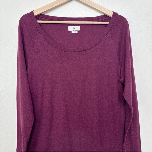 Aritzia Womens Small TNA Del Mar Tshirt  In Burgundy - Picture 3 of 14